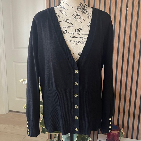 VTG Questions Women's Black V-Neck Long Sleeve Button-Down Cardigan Gold button - Picture 1 of 6